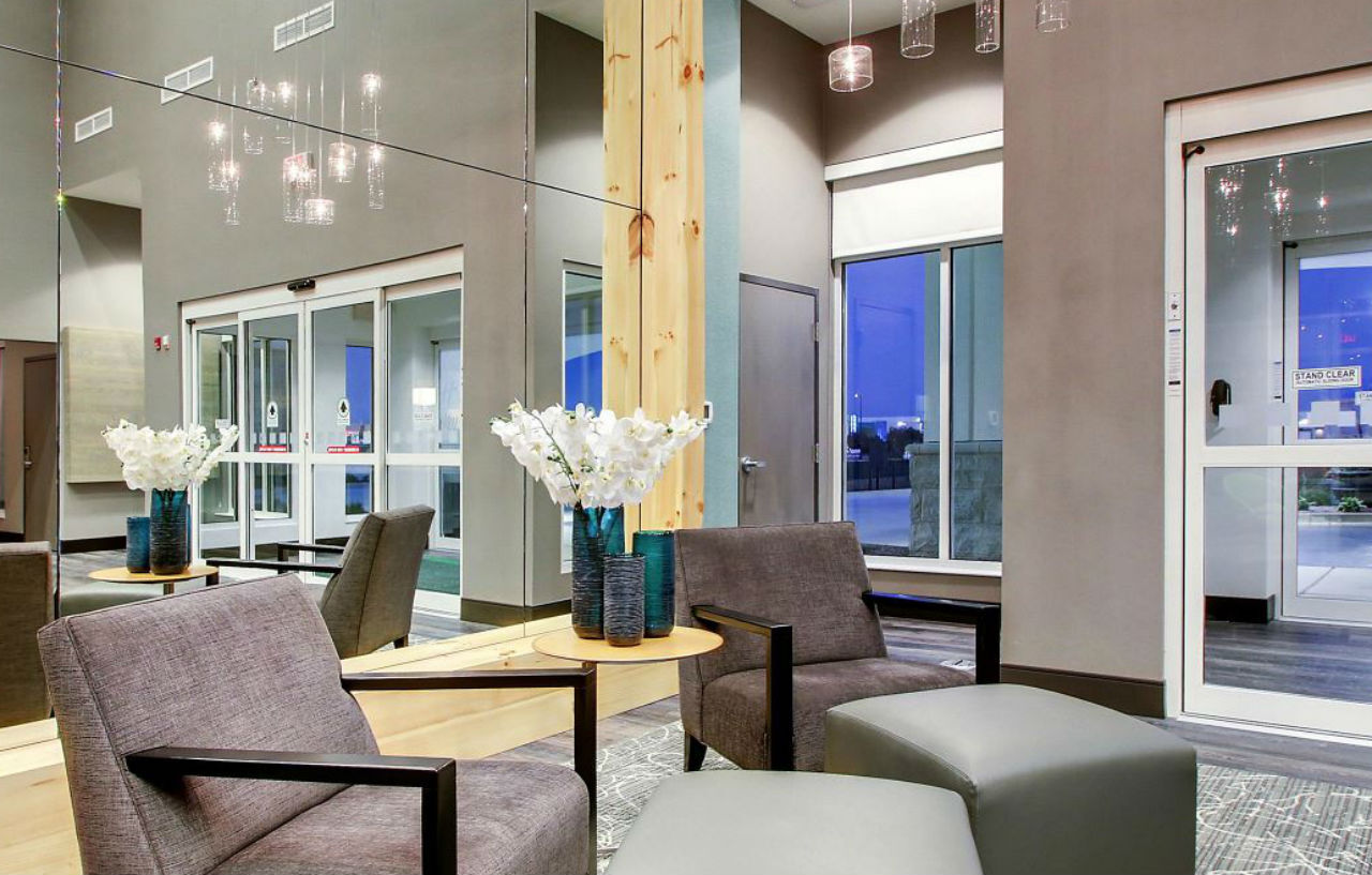Holiday Inn & Suites Peoria At Grand Prairie By Ihg Exterior photo